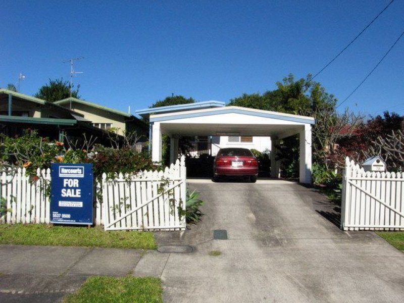 78 Robert Street, Labrador, QLD 4215