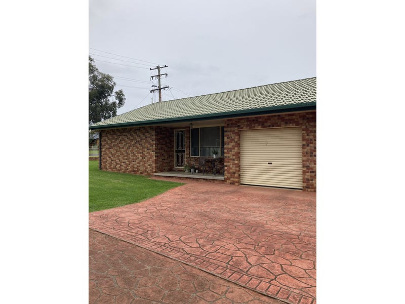 1/119 Victoria Street, Parkes, NSW 2870