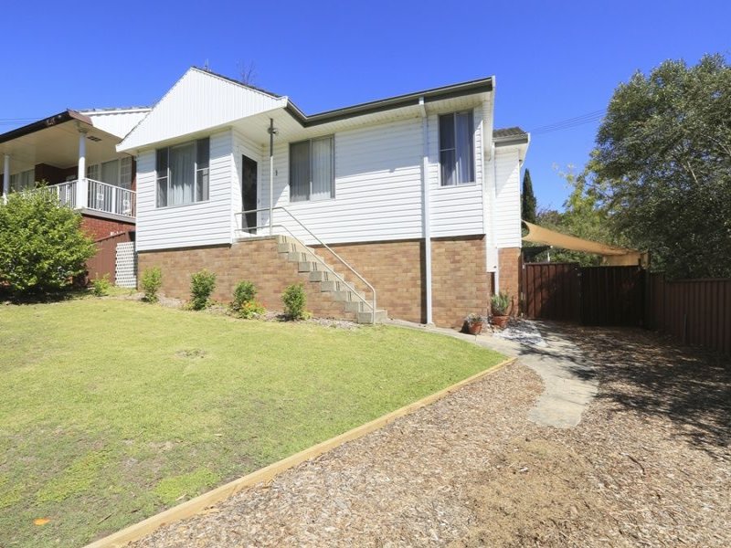 1 Belmont Crescent, Belmont, NSW 2280 Property Details