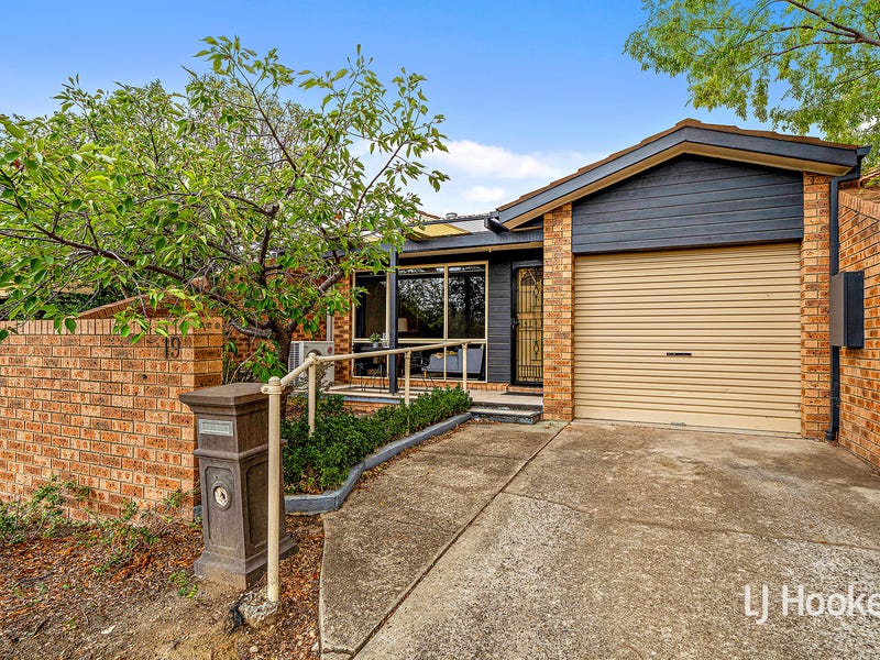 19 Roughley Place, Florey, ACT 2615 Property Details