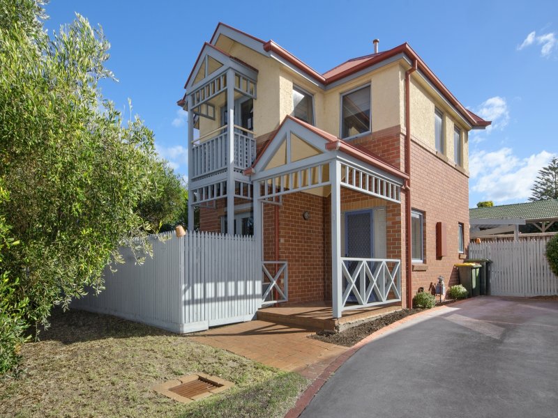 1/38 Bethune Street, Queenscliff, Vic 3225 Property Details