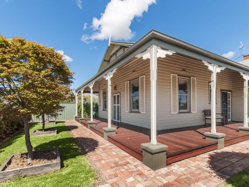 17 Sharp Street, Yarrawonga, Vic 3730 Property Details