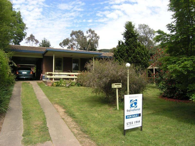 104 Coronation Avenue, Bright, Vic 3741 Property Details