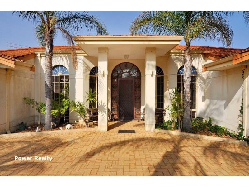 26 Stansted Crescent, Marangaroo, WA 6064 Property Details