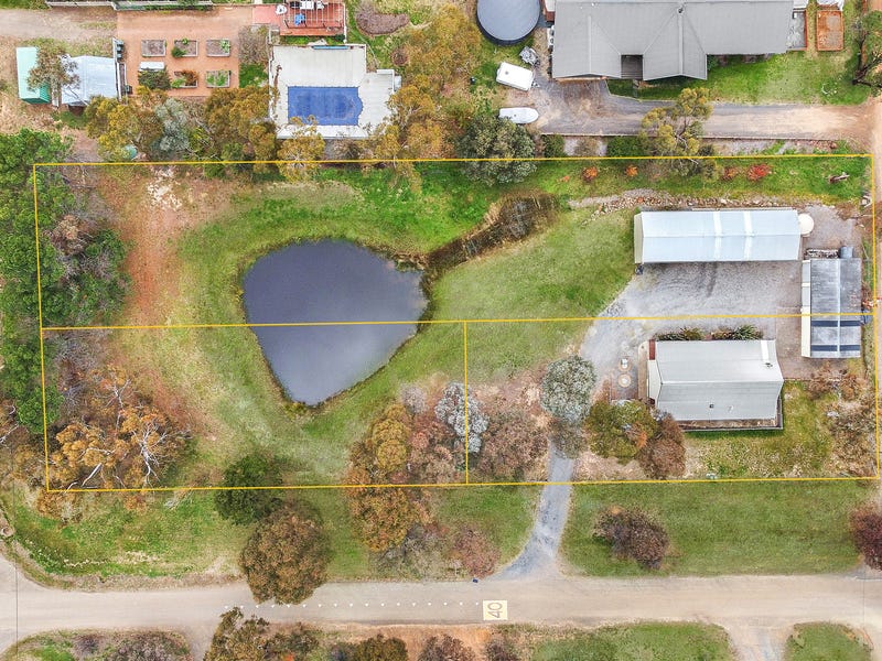 14 Lot Street, Gundaroo, NSW 2620