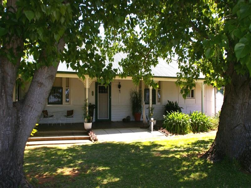 392 Kulkyne Street, Renmark, SA 5341 Property Details