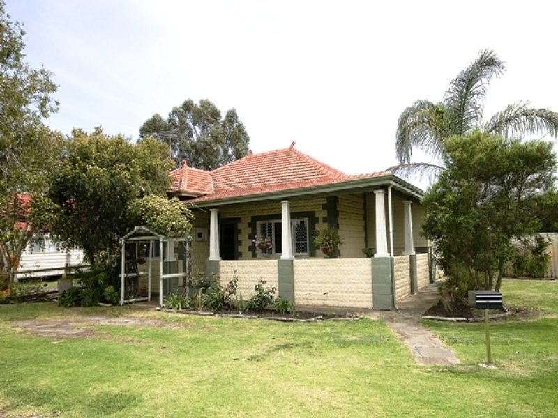 84 Anzac Terrace, Bassendean, WA 6054 Property Details