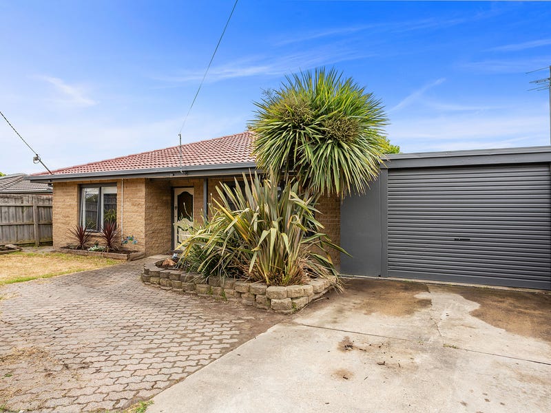 16 Herman Street, Rosebud, VIC 3939