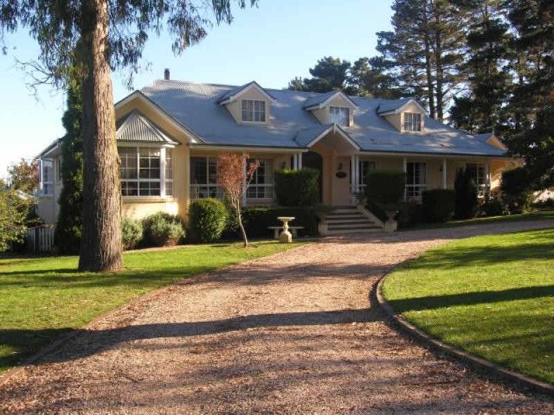 47 Highland Drive, Bowral, NSW 2576