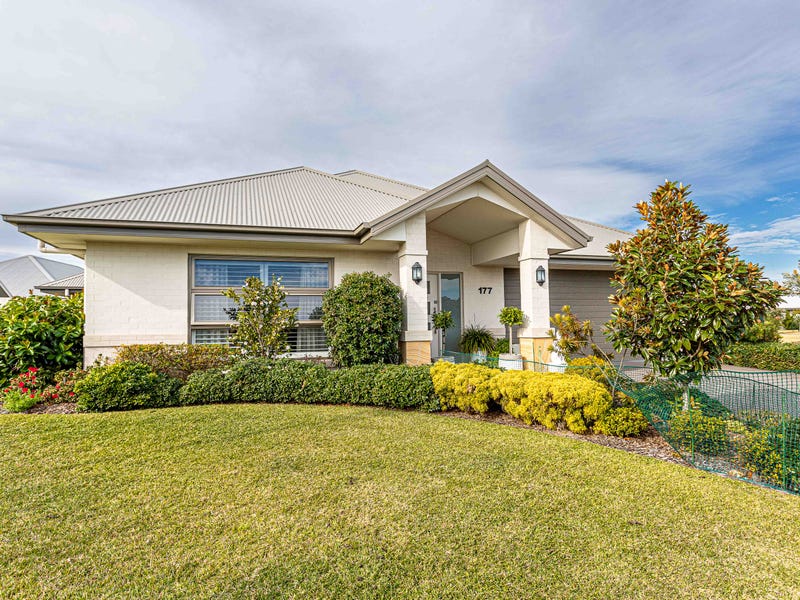 Palm Lake Resort Tea Gardens Retirement Living at 50 Spinifex Avenue