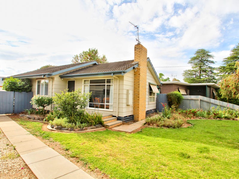 11 Wilkur Street, Cobram, Vic 3644 Property Details