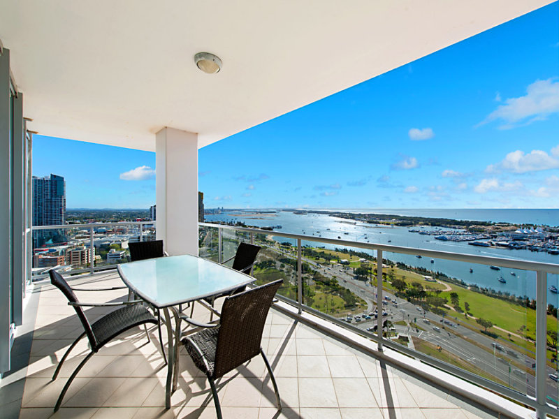 1 Como Crescent, Southport, Qld 4215 Property Details