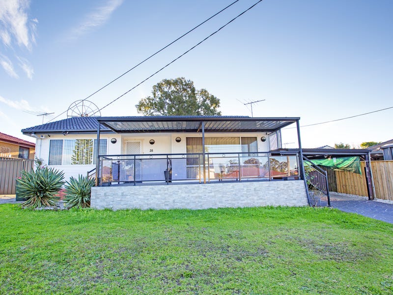 28 Crayford Cres, Mount Pritchard, NSW 2170
