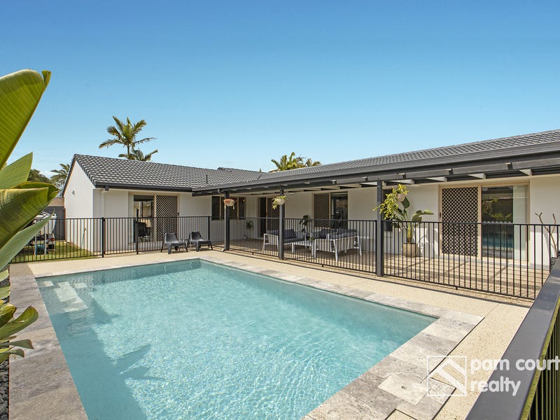 6 Sweetbrush Place, Mountain Creek, QLD 4557