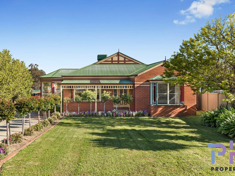 16 Jackman Court, Golden Square, VIC 3555