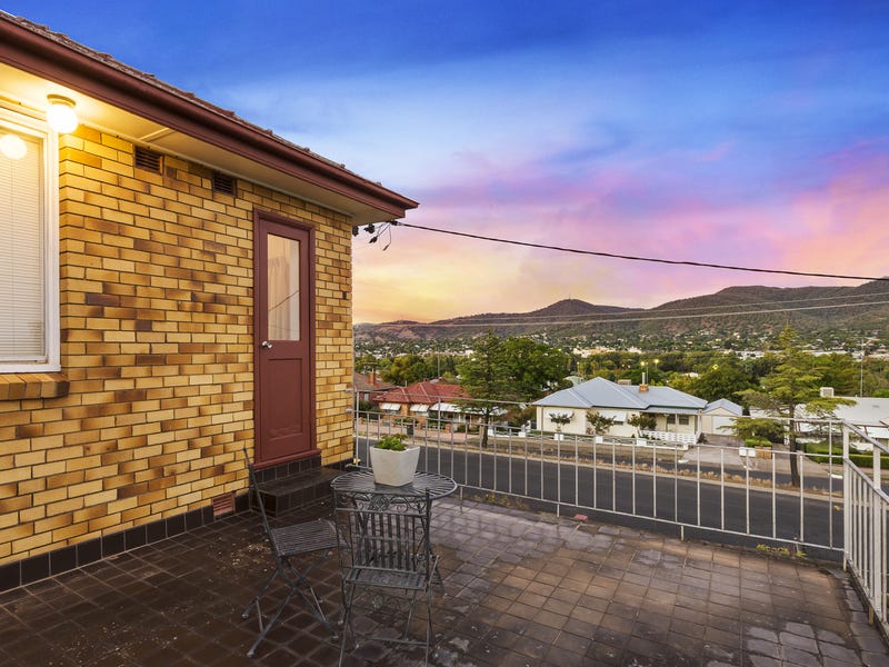 115 Crown Street, Tamworth, NSW 2340 Property Details