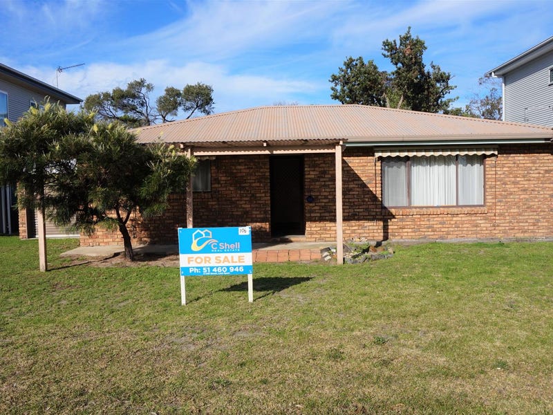 106 Lake Street, Loch Sport, Vic 3851 House for Sale