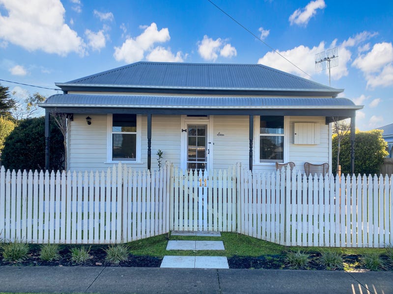 11 Commercial Place, Koroit, VIC 3282