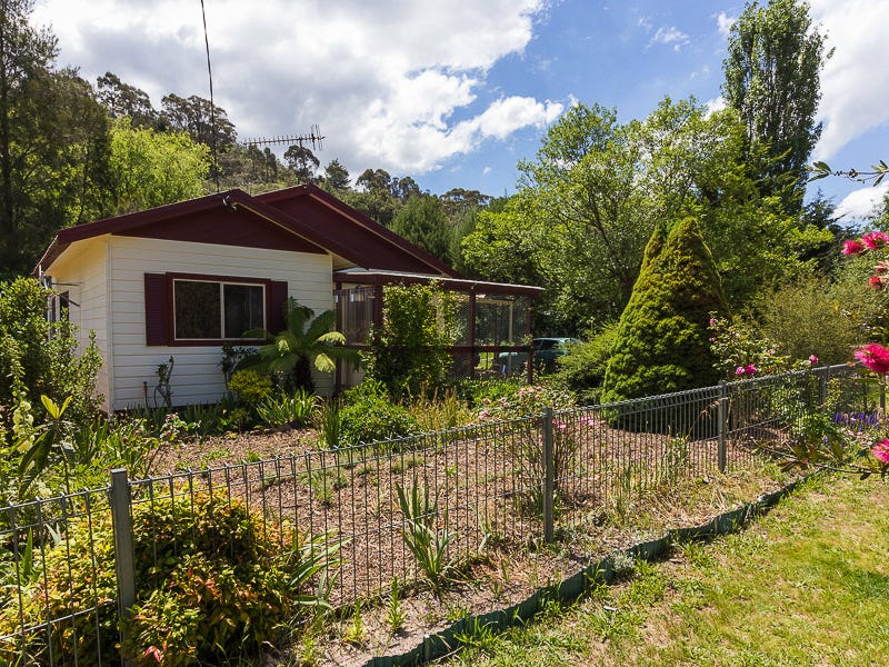 167 Foxlow Street, Captains Flat, NSW 2623 167 Foxlow Street, Captains Flat, NSW 2623
