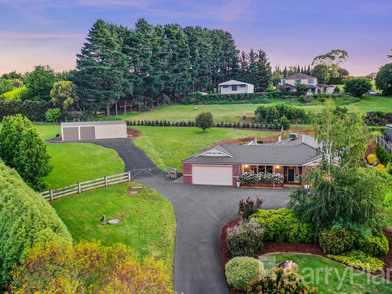 16 Settlers Rise, Drouin, VIC 3818