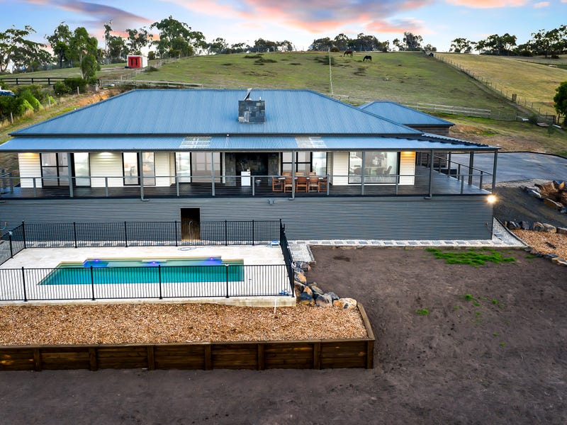 132 Ridge Road, Whittlesea, VIC 3757