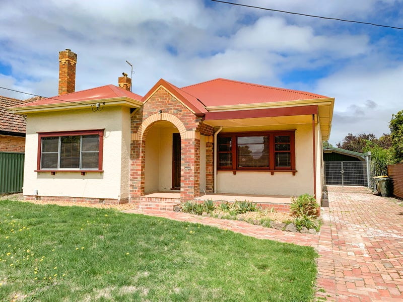218 Victoria Street, Ballarat East, VIC 3350