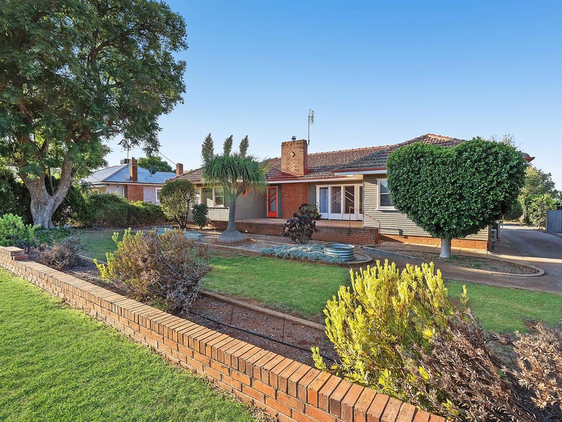 67 Deutcher Street, Temora, NSW 2666 - Property Details