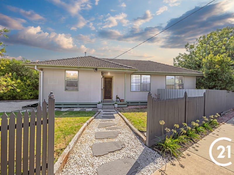 10 Mckenzie Street, Echuca, Vic 3564 House for Sale