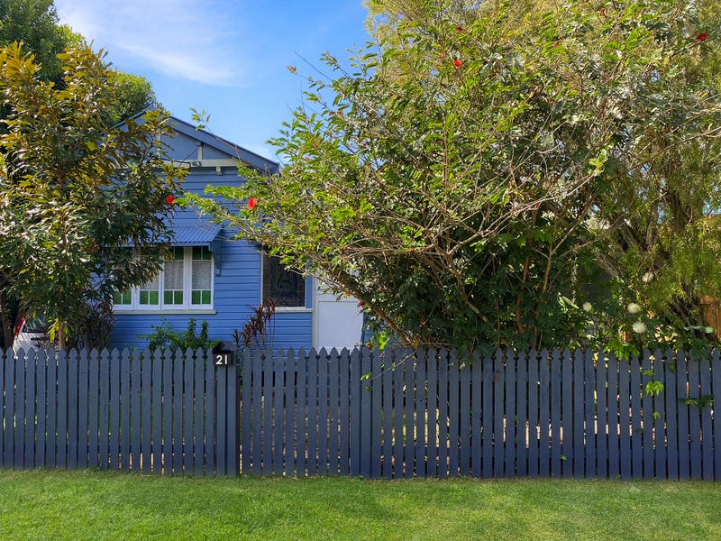 21 Street, Gordonvale, QLD 4865