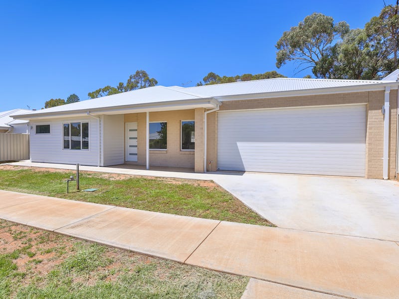 65 Ronald Street, Robinvale, Vic 3549 Property Details