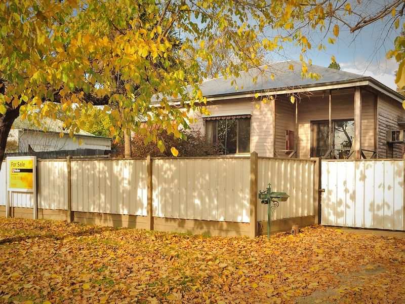 50 Finch Street, Beechworth, Vic 3747 Property Details
