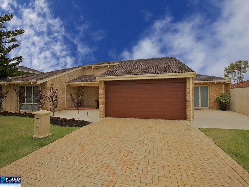 27 Cumberland Drive, Hillarys, WA 6025