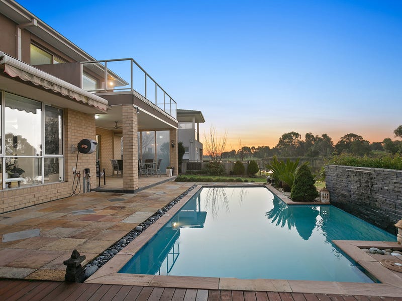 13 Viewmount Place, Sandhurst, Vic 3977 House for Sale