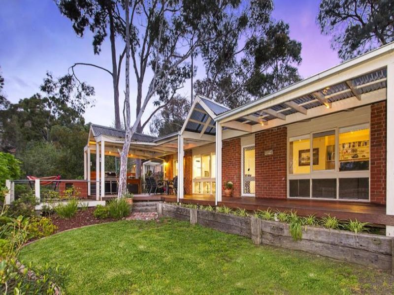 82 Sunnyside Cres, Wattle Glen, Vic 3096 - Realestate.com.au