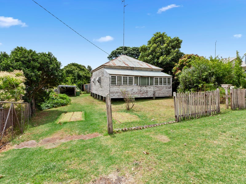 27 Hagan Street, North Toowoomba, QLD 4350 - realestate.com.au