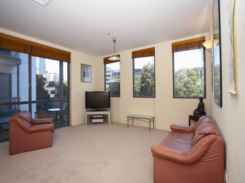 209/221 Sturt Street, Southbank, Vic 3006 Property Details