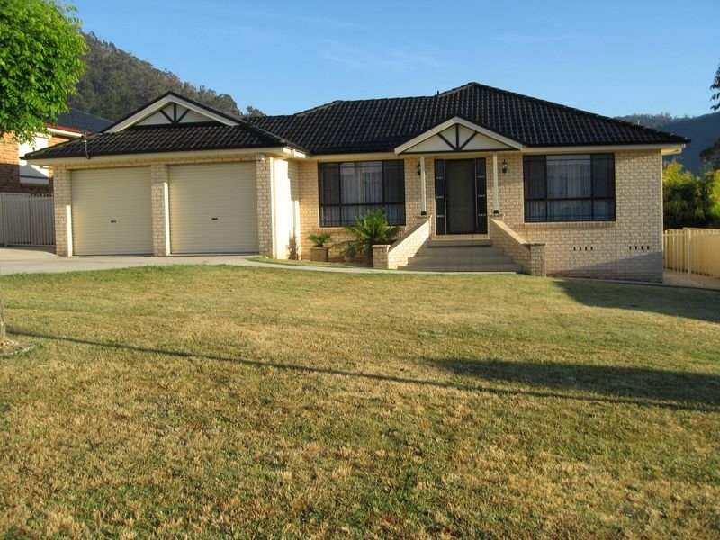 9 Busby Street, Mckellars Park, NSW 2790