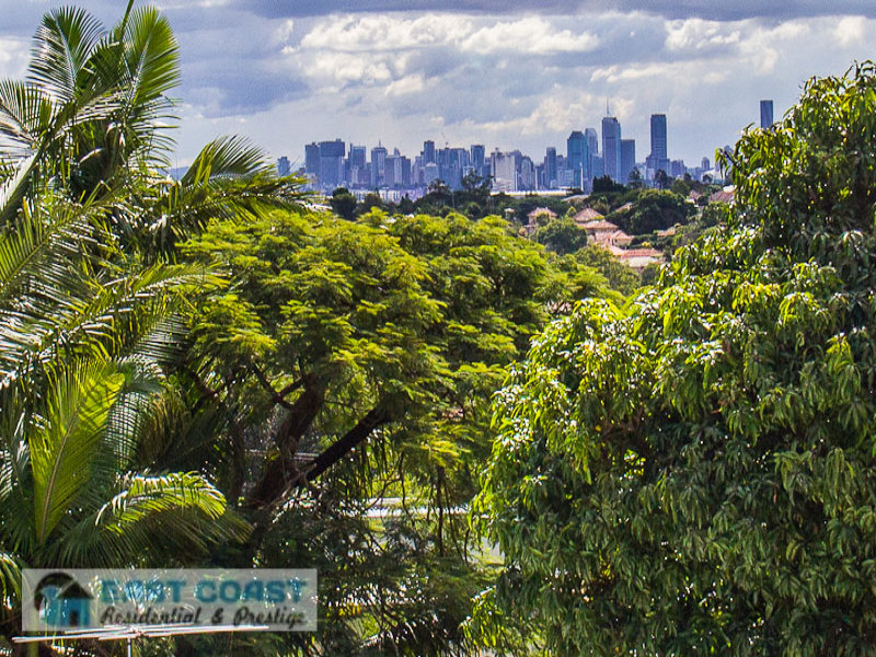 103 Brodie Street Holland Park West QLD 4121 realestate .au