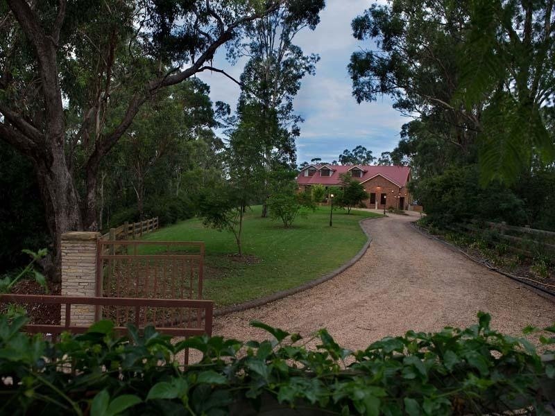 90 Big Hill Road, The Oaks, NSW 2570