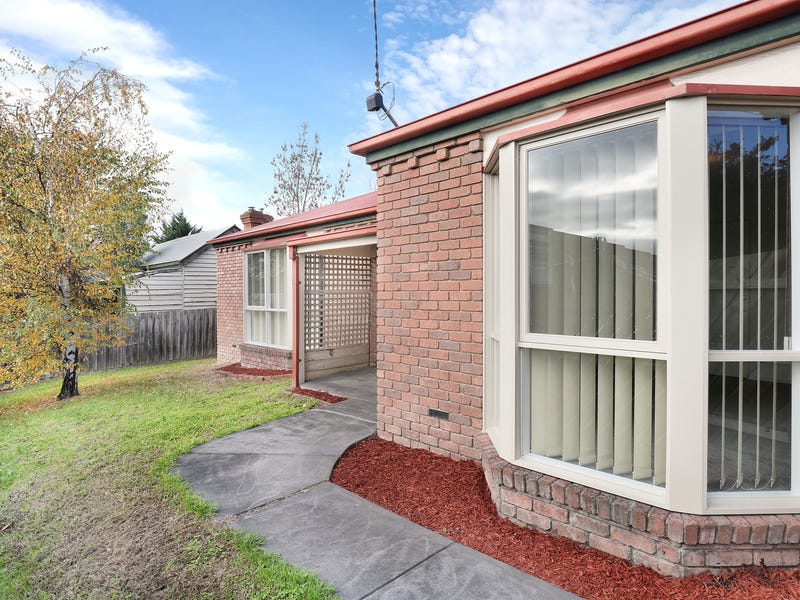 2/40 Cavehill Road, Lilydale, Vic 3140 Property Details