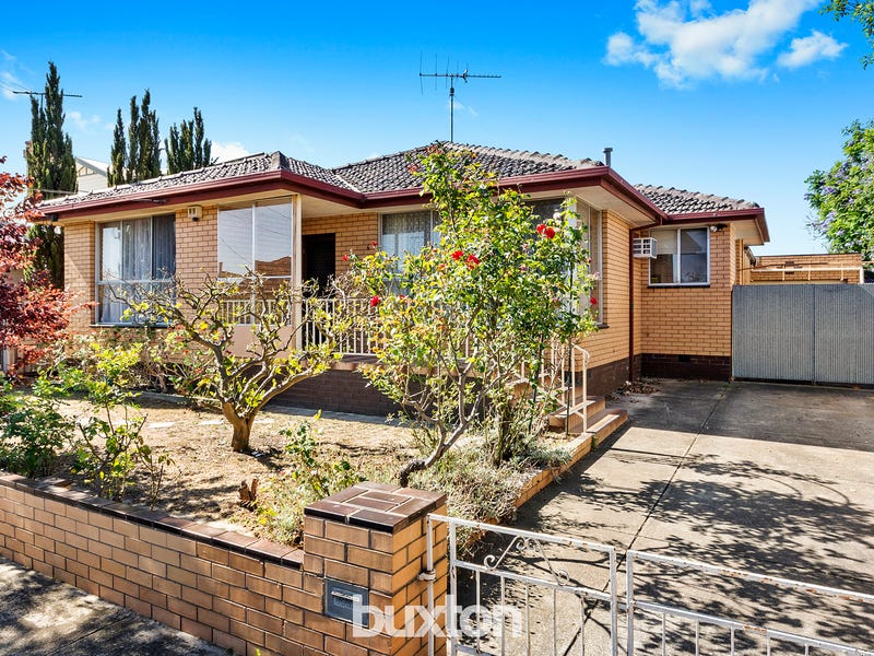 6 Bond Street, Newtown, Vic 3220 Property Details