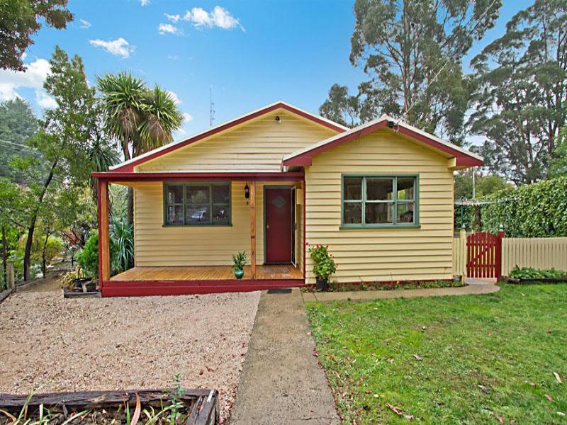 9 Ashbourne Road, Woodend, Vic 3442 Property Details