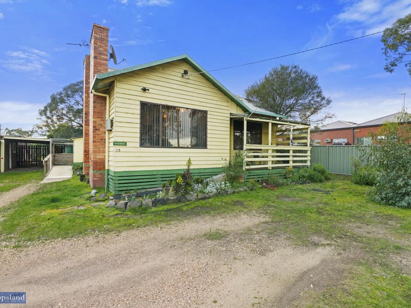 15 Tyson Road, Heyfield, VIC 3858