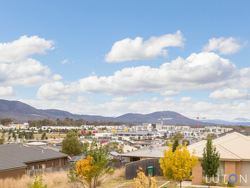 8 Pownall Street, Franklin, ACT 2913