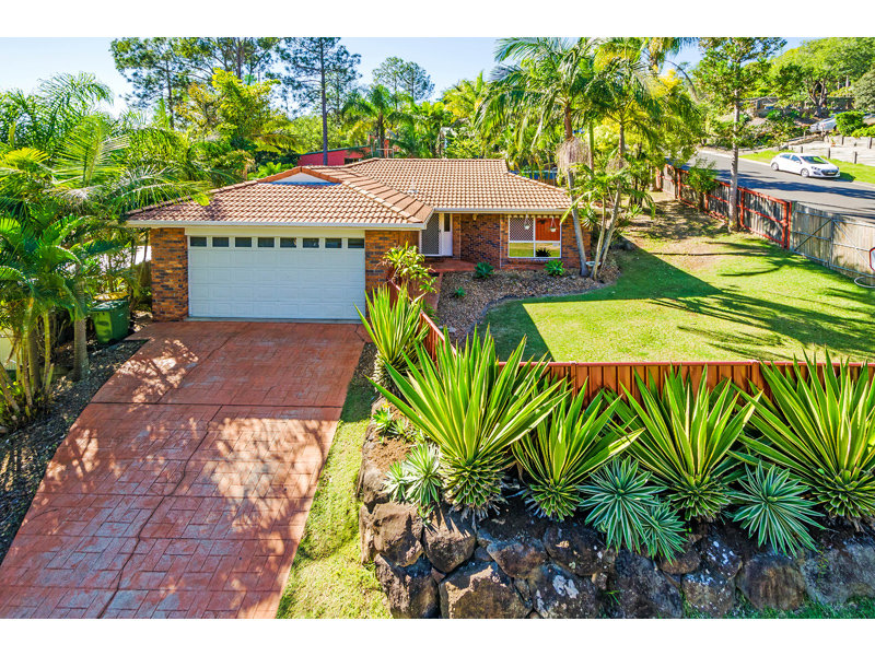 28 Pacific Pines Boulevard, Pacific Pines, QLD 4211