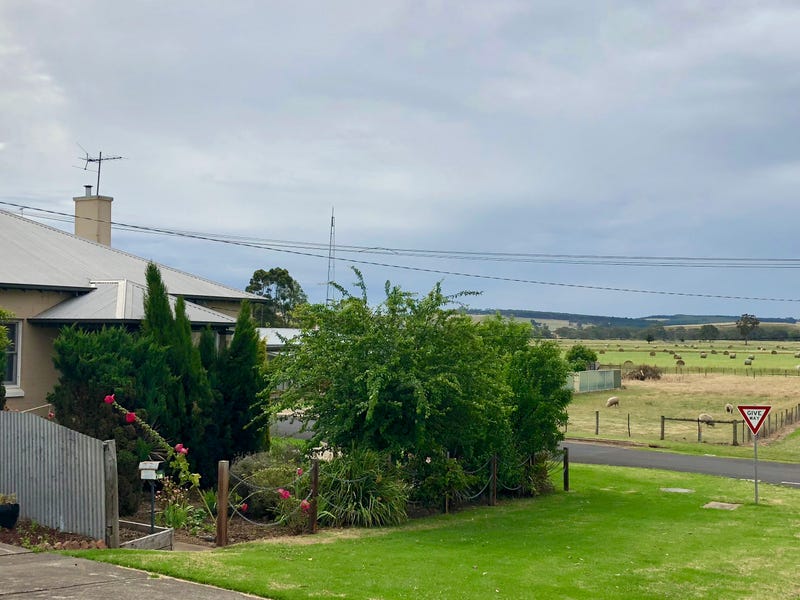 25 Hutton Street, Casterton, VIC 3311