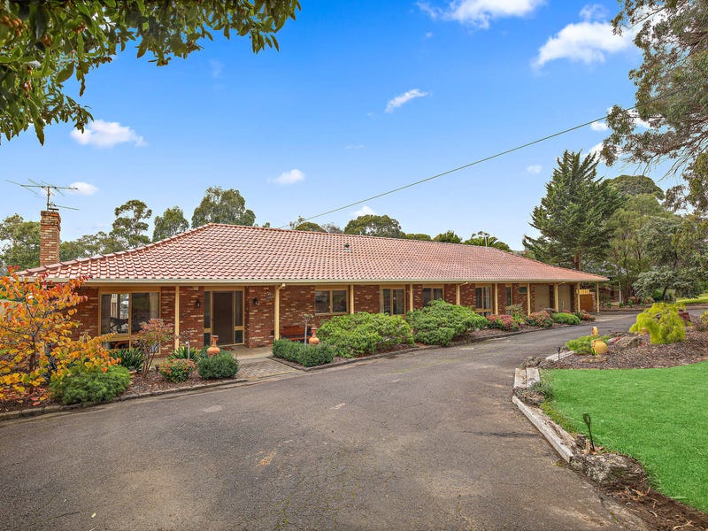 100 Mangans Road, Lilydale, VIC 3140