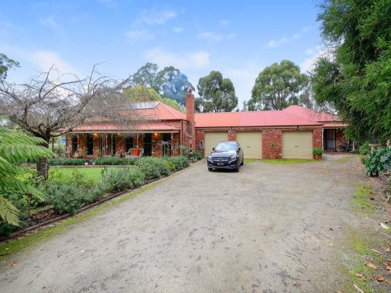 12 Old Beaconsfield Road, Emerald, VIC 3782