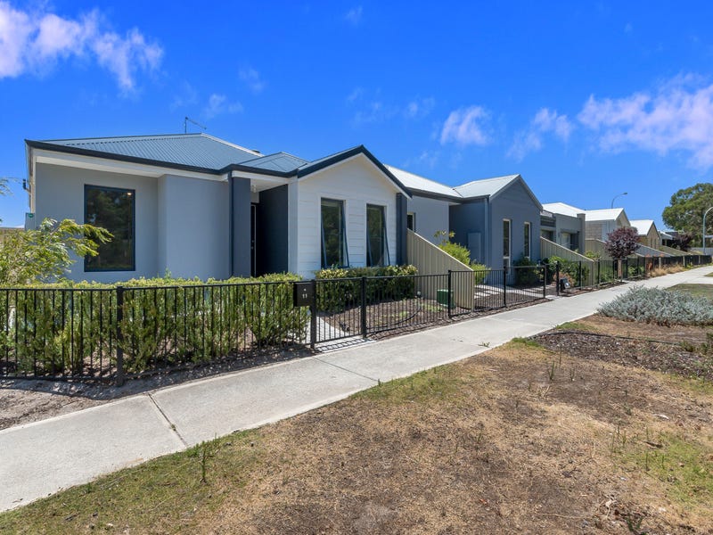 11 Gadd Street, Success, WA 6164 Property Details