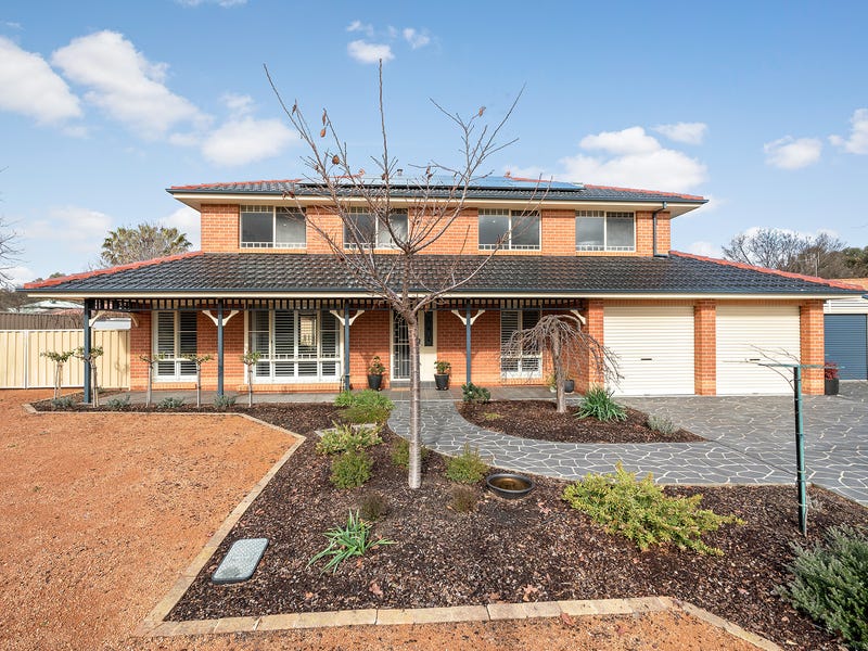 1 Macedon Cres, Palmerston, ACT 2913